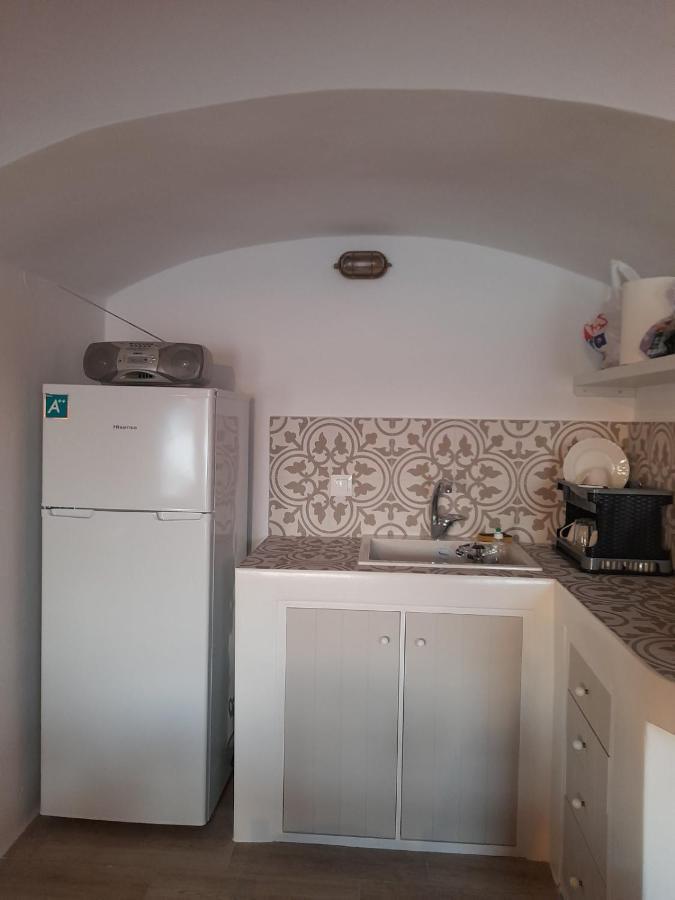 Milos By The Sea - Eco House Πλάκα Μήλου Εξωτερικό φωτογραφία
