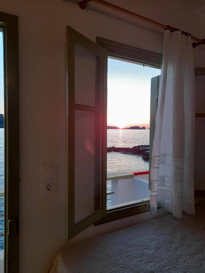 Milos By The Sea - Eco House Πλάκα Μήλου Εξωτερικό φωτογραφία