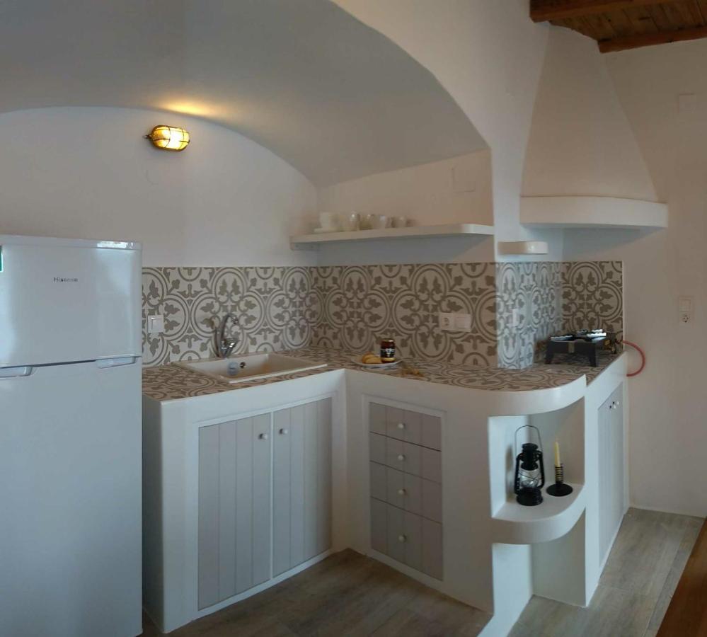 Milos By The Sea - Eco House Πλάκα Μήλου Εξωτερικό φωτογραφία